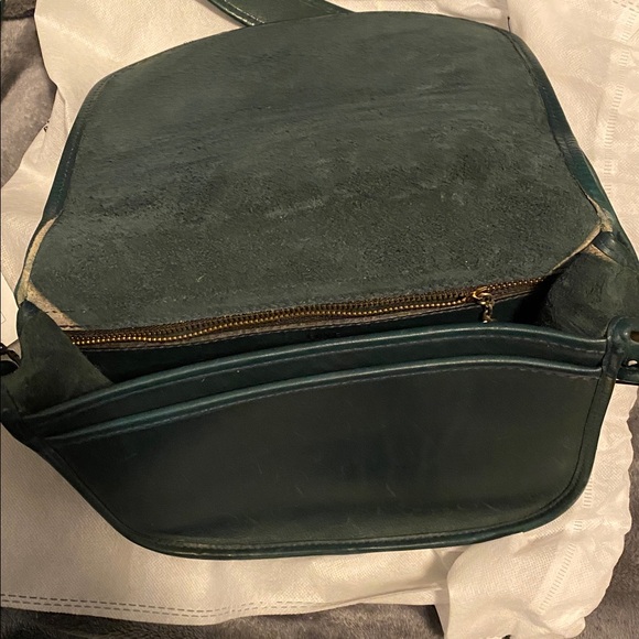 Green Leather Frye Bag - Picture 8 of 12